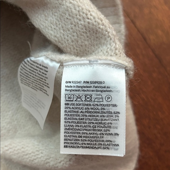 H&M Divided Women’s Boxy Oversized Wool Blend Cardigan Sweater, Size M - Picture 11 of 11